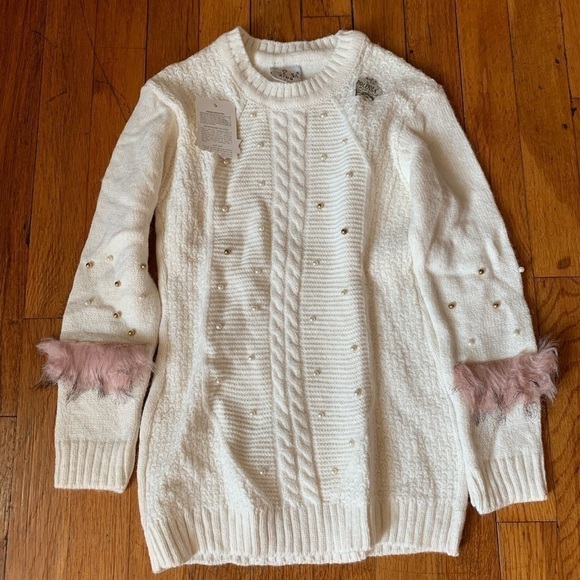 Nwt- Long sleeve Sweater- Size 7 years - Picture 1 of 4
